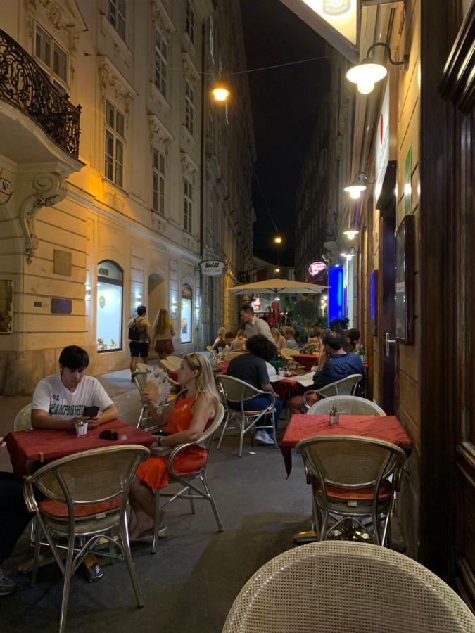 Kh Apartments Stephansplatz Vienna Luaran gambar
